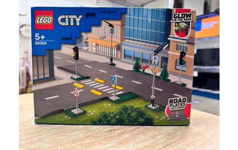 Lego Item No: 60304-1