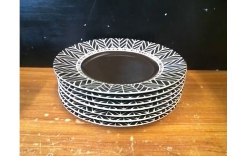 LOT DE 7 ASSIETTES MARRON GENEVIEVE LETHU