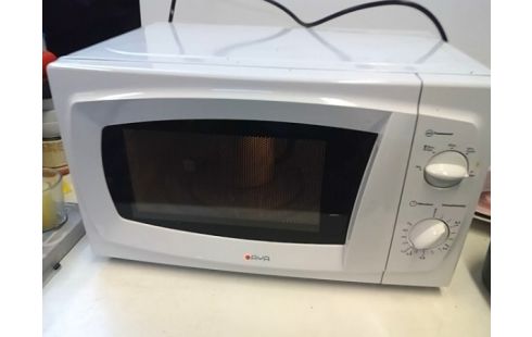 MICRO ONDES AYA