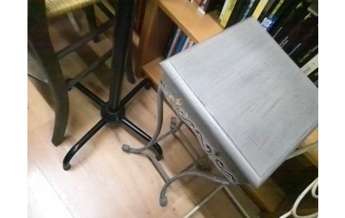 MEUBLE D'APPOINT GRIS