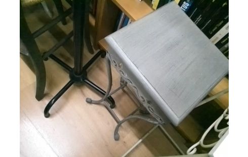 MEUBLE D'APPOINT GRIS