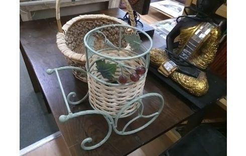 PORTE BOUTEILLE PAILLE ET FER