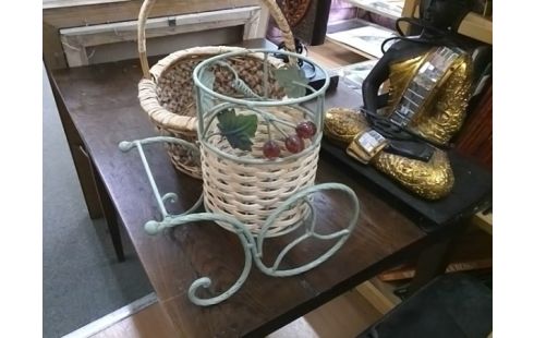 PORTE BOUTEILLE PAILLE ET FER