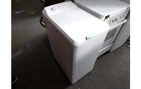 MACHINE A LAVER VEDETTE (1 CÔTÉ ABÎMÉ)