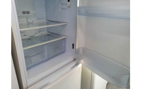 REFRIGERATEUR CONGELATEUR INDESIT 260L+85L