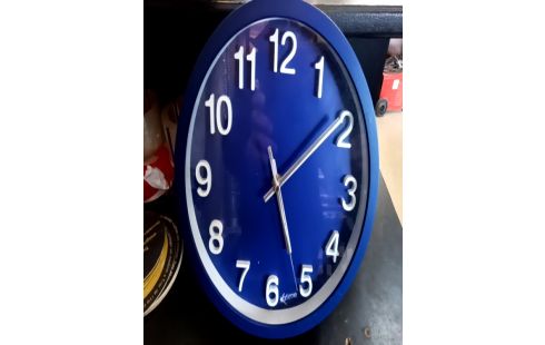HORLOGE BLEU TESTÉ OK