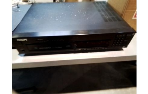 LECTEUR CD PHILIPS CDC 586