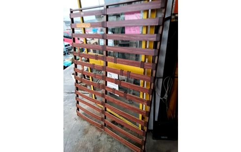 SOMMIER A LATTES 140 X 190 CM