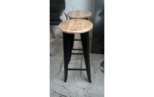 PAIRE DE TABOURETS DE