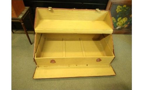 MALLE MILITAIRE CUIR