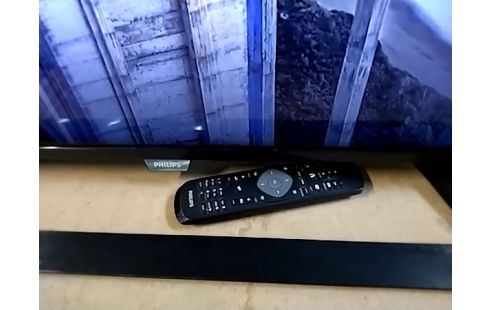 TELEVISEUR Philips avec télécommande