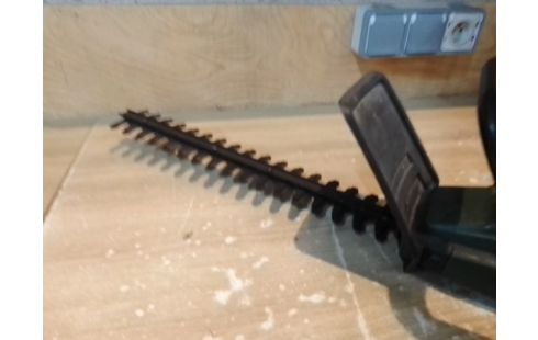 TAILLE HAIE ELECTRIQUE BLACK&DECKER