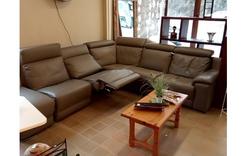 SALON D'ANGLE cuir (systeme electrique à revoir)