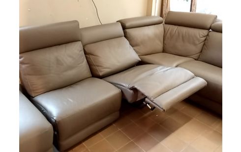 SALON D'ANGLE cuir (systeme electrique à revoir)
