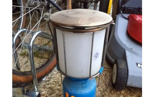 LAMPE DE CAMPING GAZ