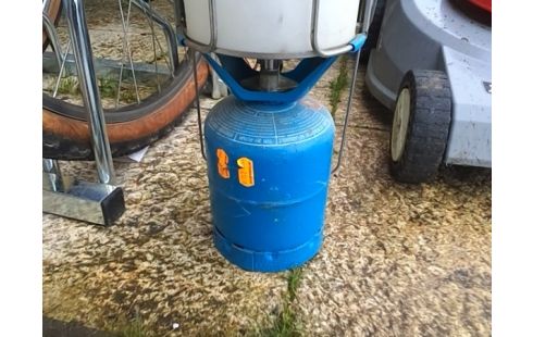 LAMPE DE CAMPING GAZ