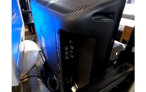 TELEVISEUR AKIRA SANS TÉLÉCOMMANDE