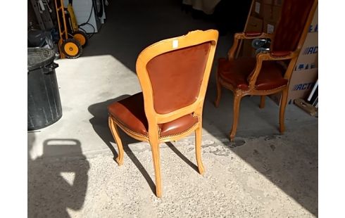 CHAISE louis xv à boutons chocolat