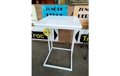 DESSERTE LAQUÉE BLANCHE