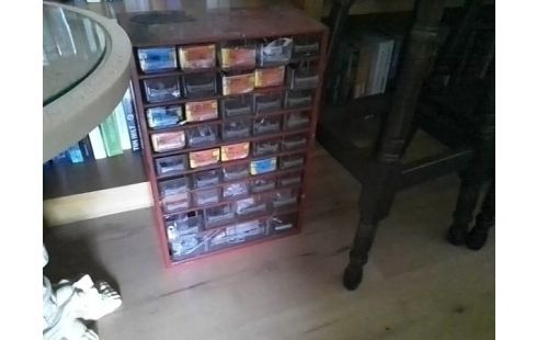 RANGEMENT VIS ET CLOUS