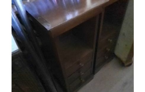 CHEVET 3 TIROIRS EN BAS