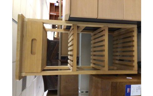 SELLETTE DE CUISINE SUR ROULETTE