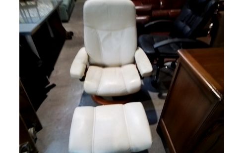 FAUTEUIL STRESSLS +REPOSE PIEDS  STRESSLESS CUIR BEIGE +REPOSE PIED