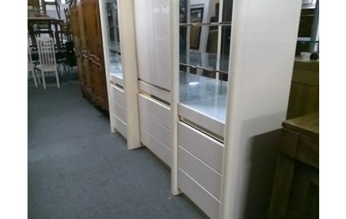 MEUBLE DE SALON 2P 9T