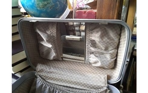 VANITY DELSEY (SANS CLEF)