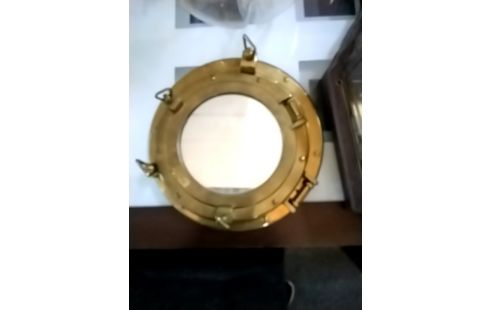 MIROIR LA PAIRE HUBLOT