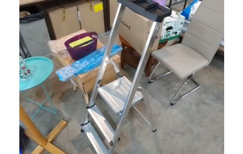 ESCABEAU ALU 3 MARCHES