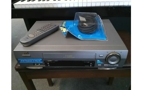 MAGNETOSCOPE JVC TELECOMMANDE PERITEL