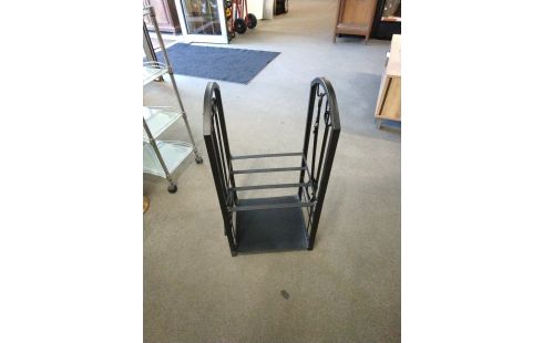 PORTE BUCHES NECESSAIRES DE CHEMINEE