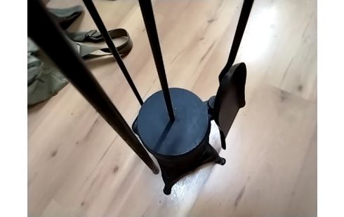 SERVITEUR DE CHEMINEE Metal noir