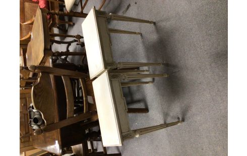 TABLE D'APPOINT STYLE LXVI LA PAIRE