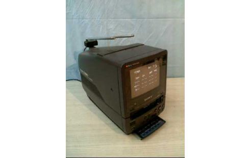 TV ANALOG <TRINITRON EV-DT1 VIDEO 8 SONY>