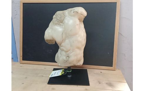 BUSTE SUR PIED METAL