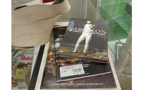LIVRE NAPOLEON ET CD LE LOT