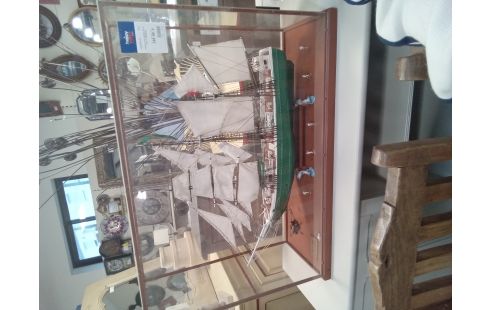 MAQUETTE DE BATEAU GM LE COTE D'EMERAUDE