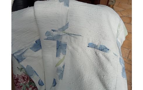 VESTIAIRE COUVRE LIT BLANC/BLEU 170/195