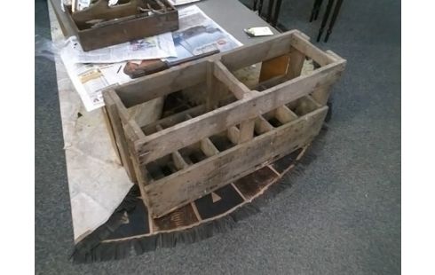 CAISSE A BOUTEILLE EN BOIS