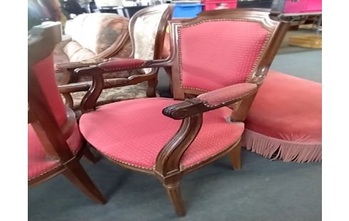 FAUTEUIL Accoudoirs assise dossier tissu rouge