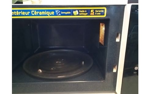 MICRO ONDES SAMSUNG E82V