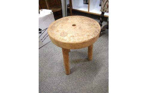 TABOURET CHENE