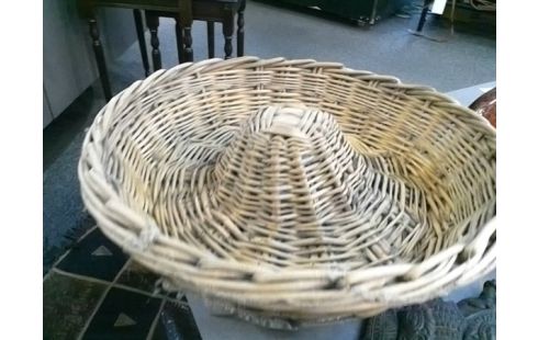 CORBEILLE A FRUIT TRESSEE