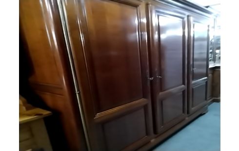 ARMOIRE 3 portes merisier style louis Philippe