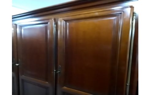 ARMOIRE 3 portes merisier style louis Philippe