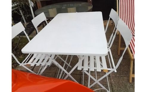 TABLE +4 CHAISES DE JARDIN