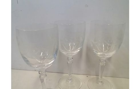 LOT DE 4 VERRES