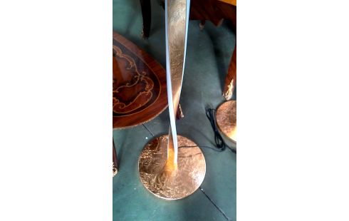 LAMP STAAND NANDOR GETORST GOUD WIT KAP